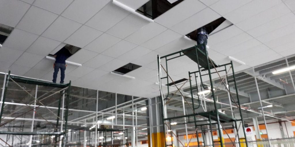 Thi Công Tấm Panel Cách Nhiệt